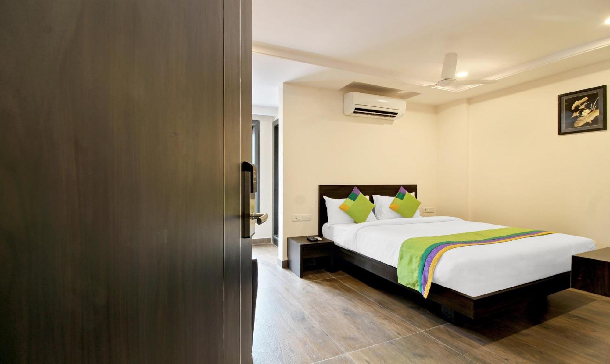 Treebo Excella Hotel วิสาขปัตนัม ภายนอก รูปภาพ