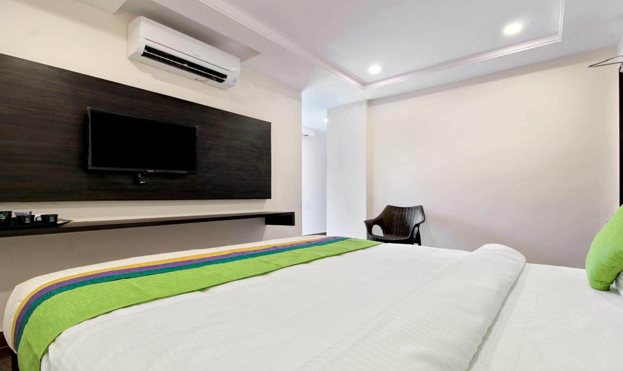 Treebo Excella Hotel วิสาขปัตนัม ภายนอก รูปภาพ