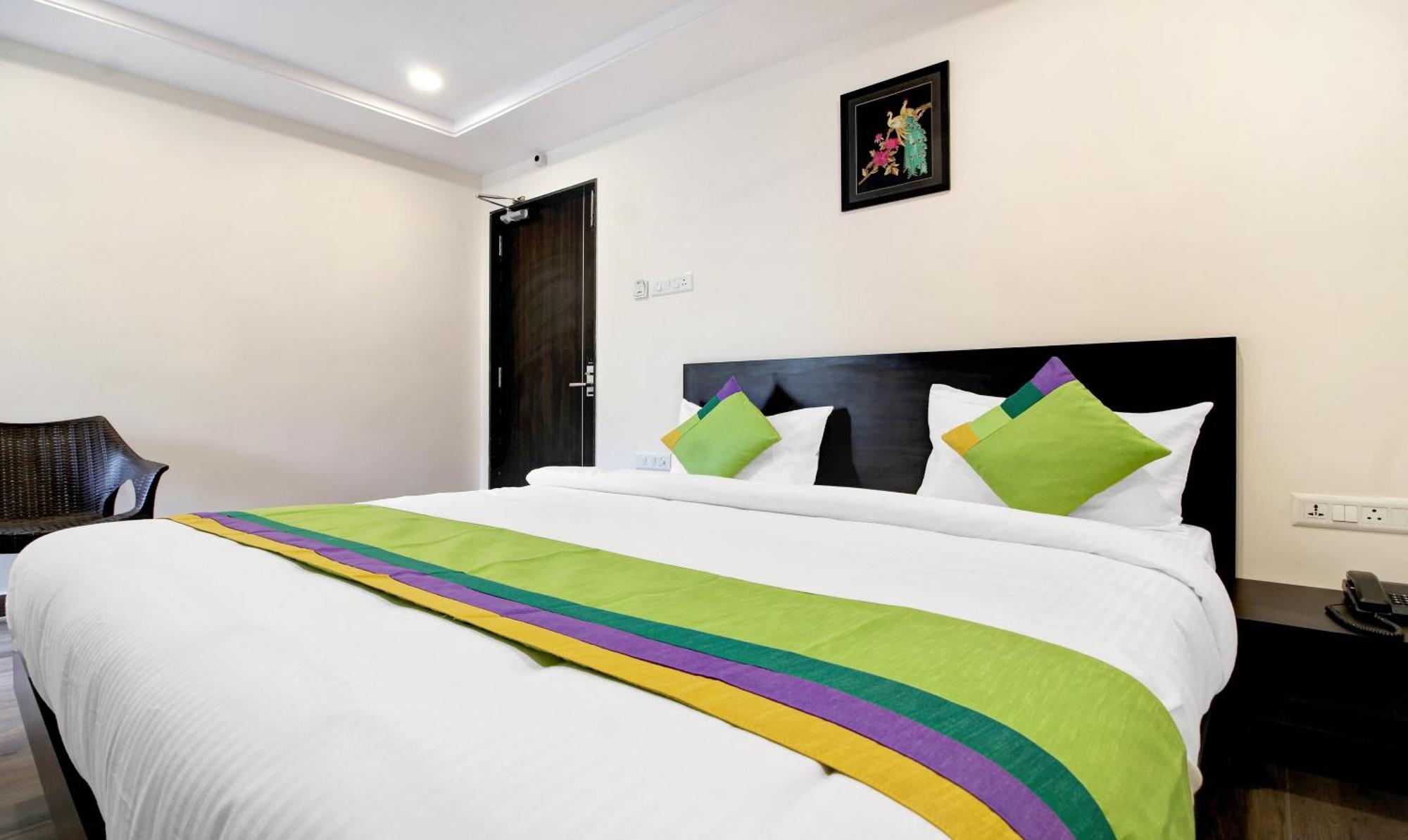 Treebo Excella Hotel วิสาขปัตนัม ภายนอก รูปภาพ