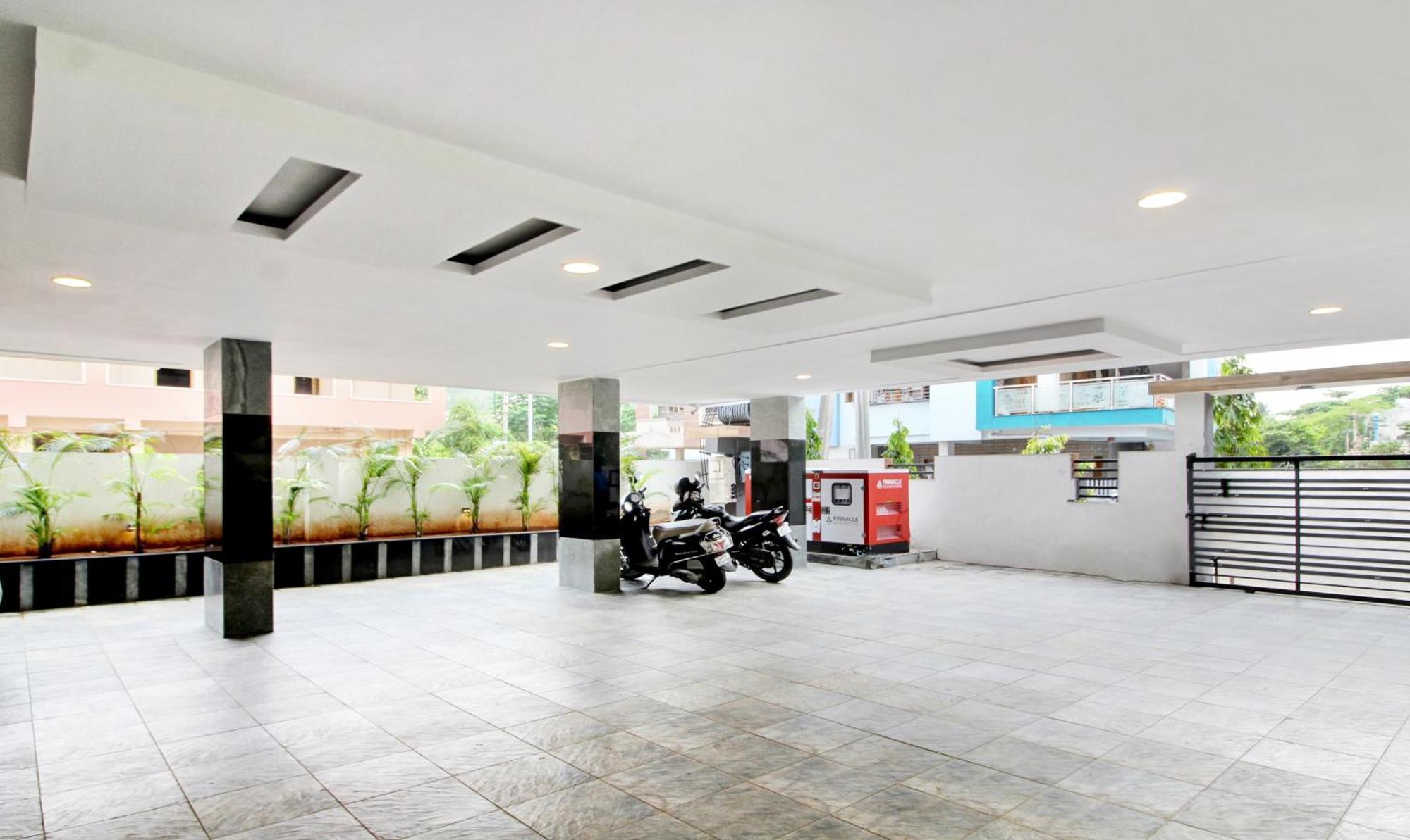 Treebo Excella Hotel วิสาขปัตนัม ภายนอก รูปภาพ