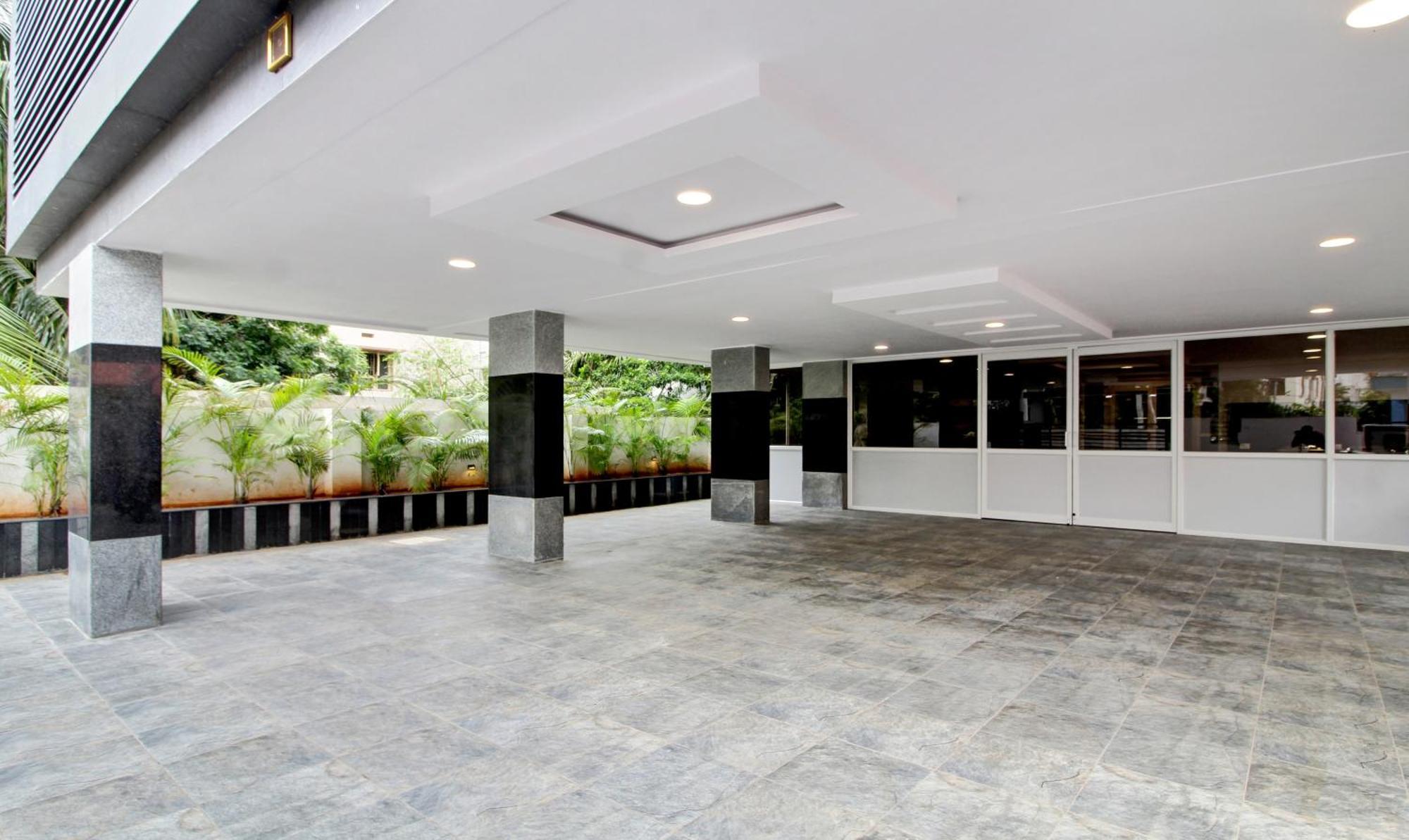 Treebo Excella Hotel วิสาขปัตนัม ภายนอก รูปภาพ